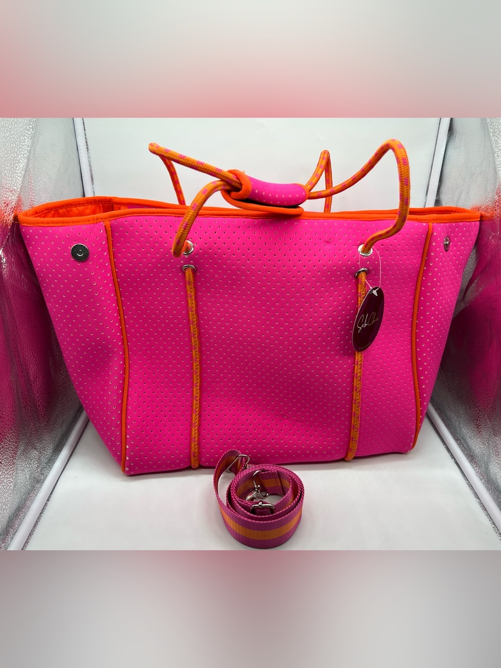 NWT BAG & BOUGIE x SABICHIC Pink Orange Perforated Neoprene Washable Tote Bag